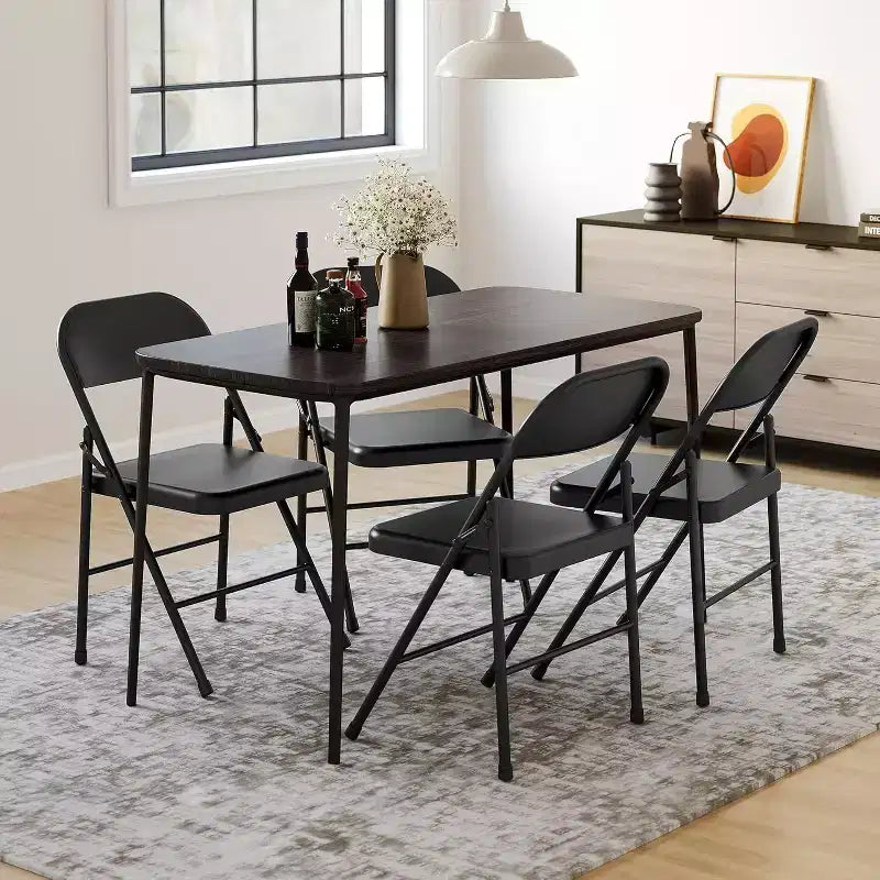 Chaise pliante noire sans accoudoirs avec dossier, structure en métal, 1 place