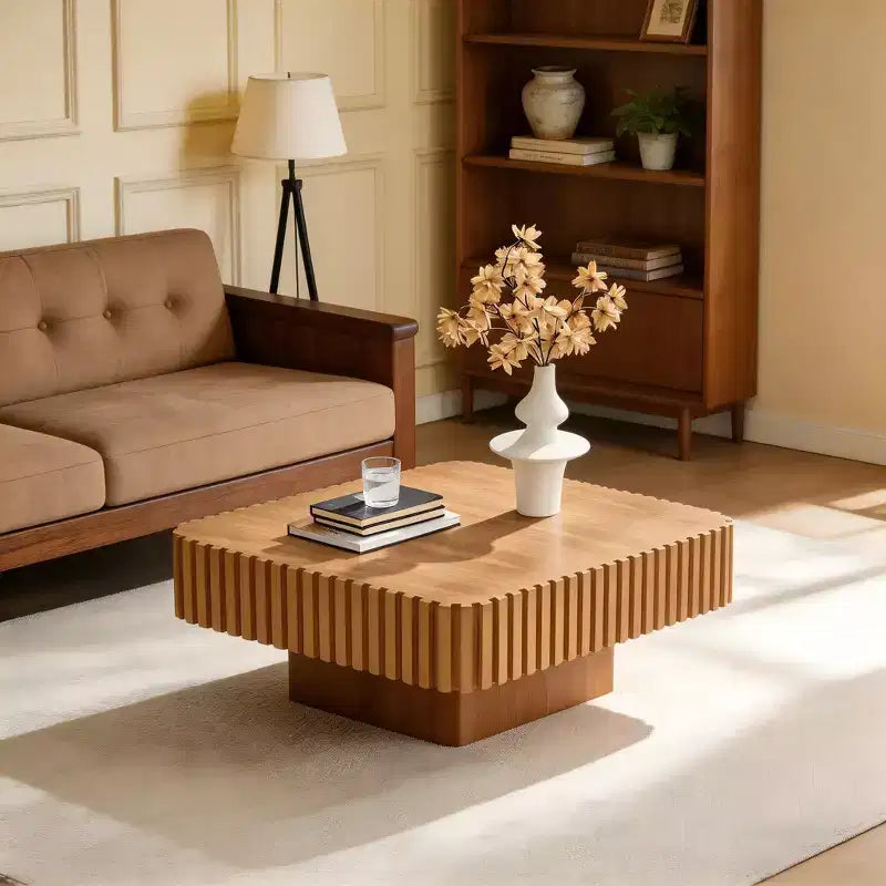 Table basse carrée beige, Piètement central, 80 cm, 1 personne